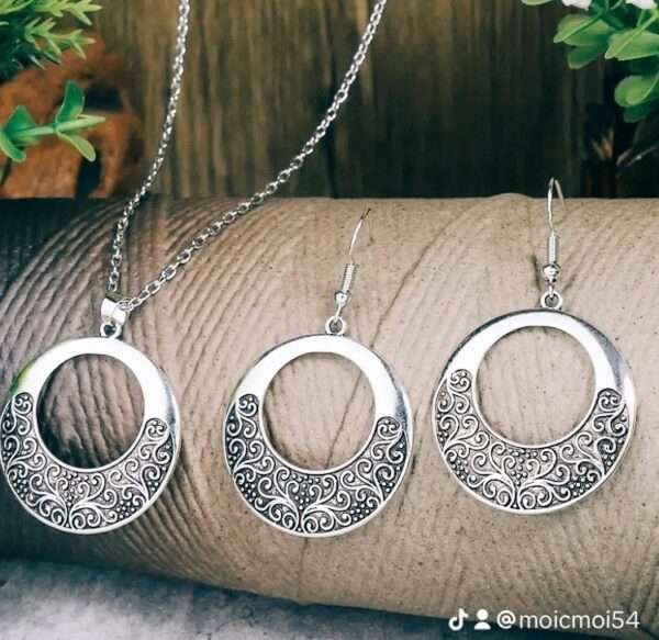 Parure tribal