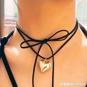Collier cordon cœur