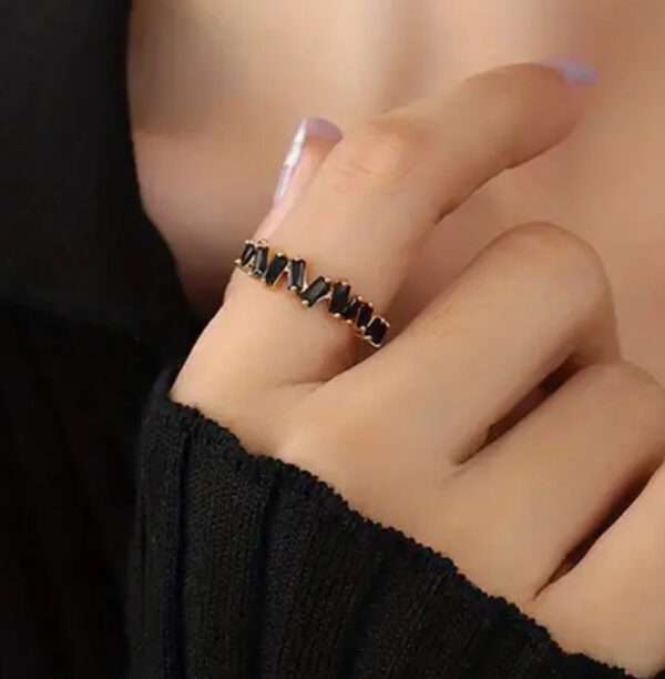 Bague zircon noir
