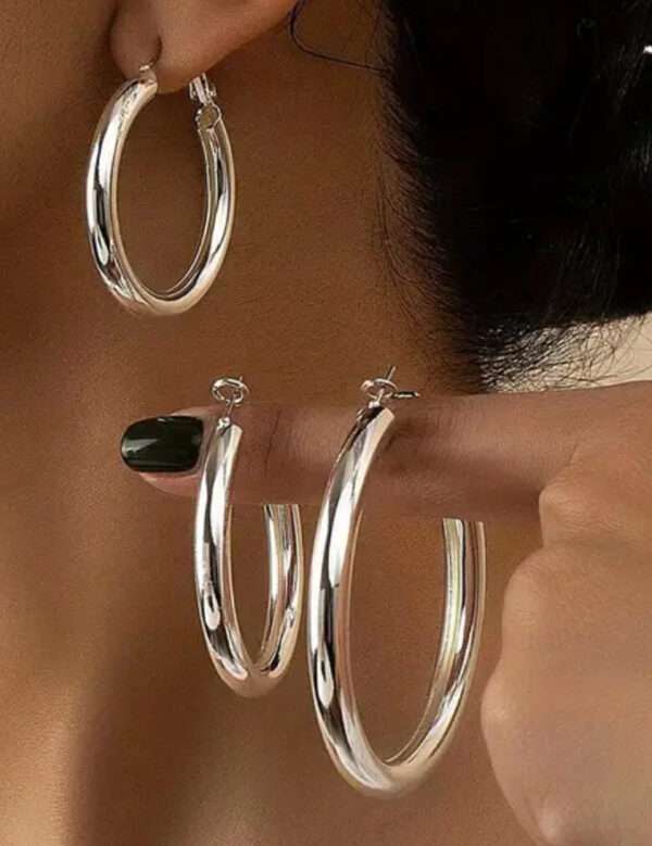 Boucles d'oreilles créoles fermées 4cm